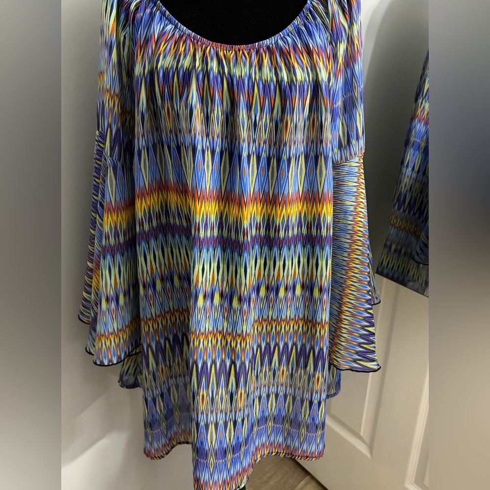 Colorful Patterned Women's Top Fits like 1X